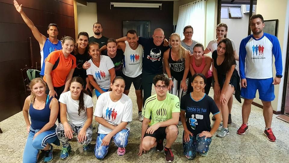 Em Londrina os participantes do projeto Corrida Legal não perderam o pique (Divulgação)