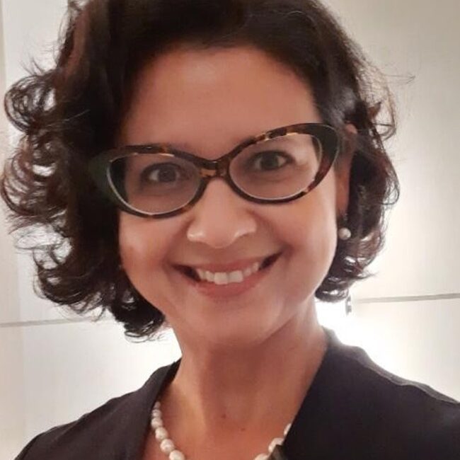 ANDREA ABRAHAO COSTA